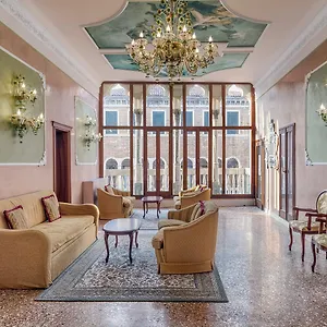 Hotel Pausania, Venice